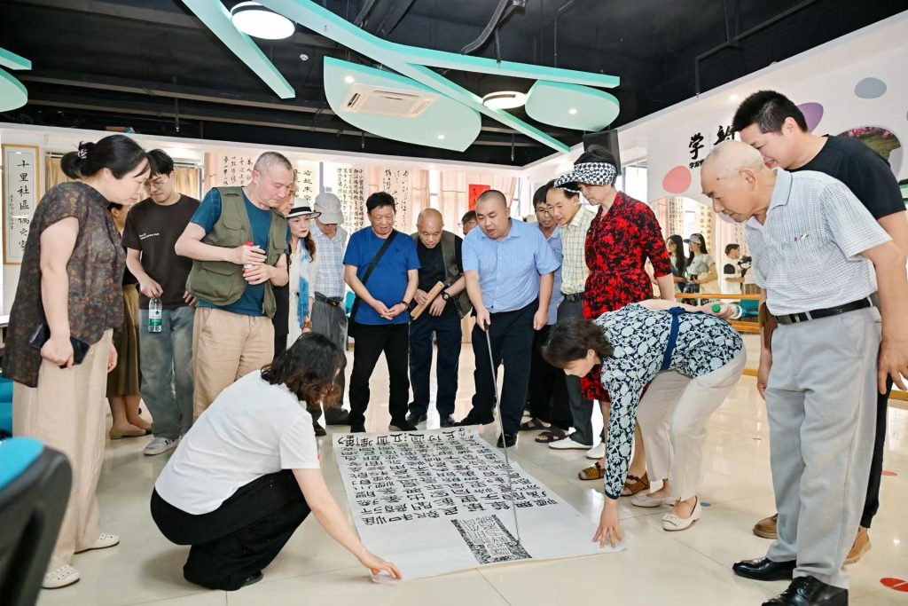 乐动蓉城·show出“金”彩 多元表达点燃城市艺术“沸点”