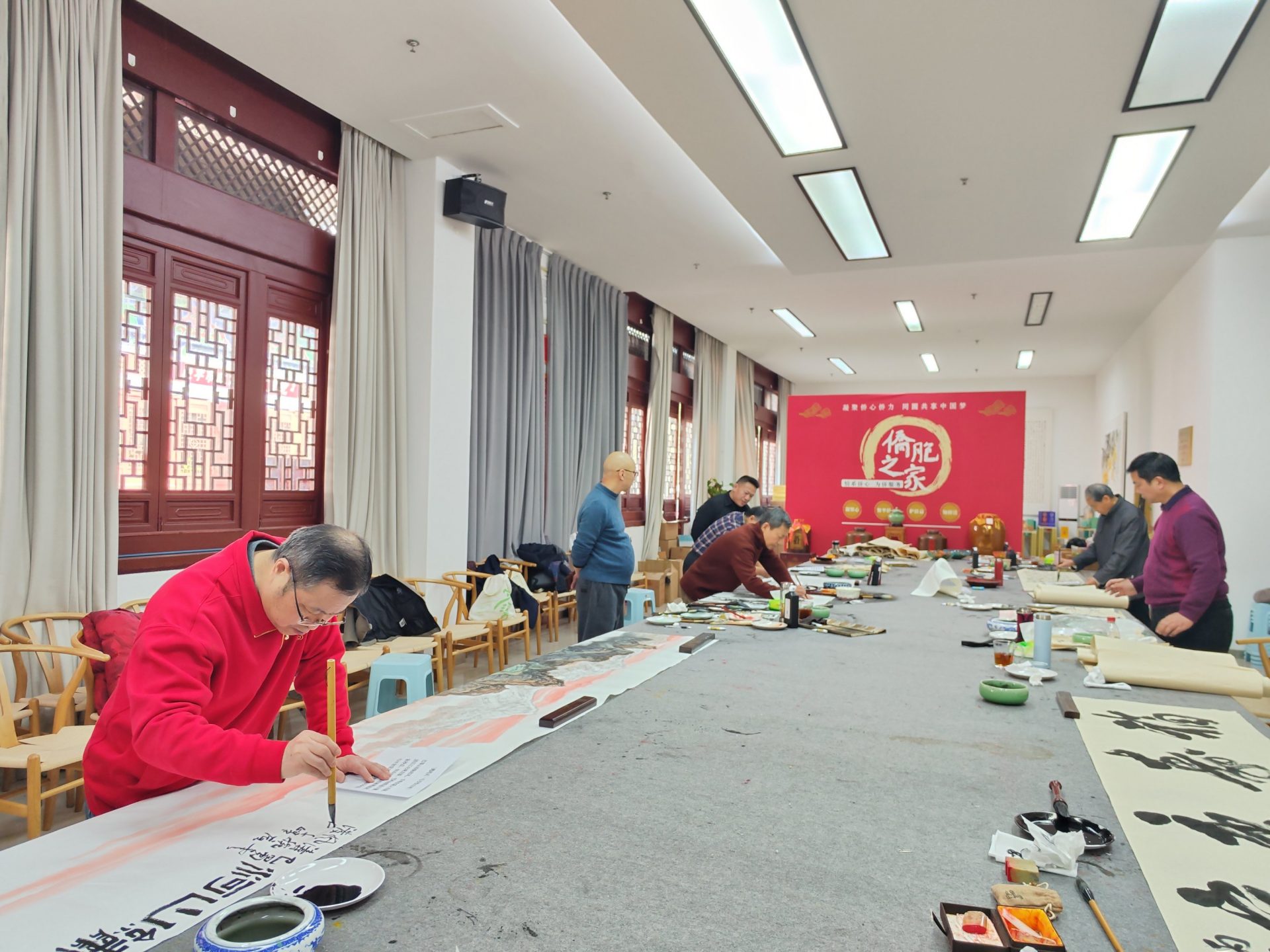 翰墨迎新春 丹青润遂州——2026迎春书画笔会在遂宁临仙阁圆满举行