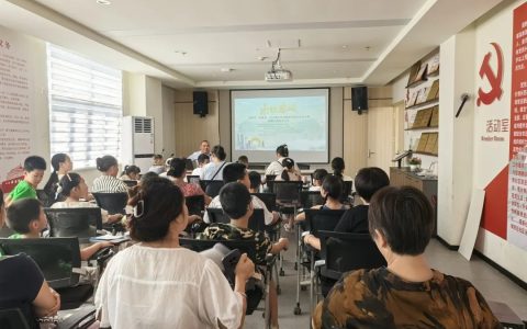 笔墨润童心 文化进社区｜成都天府书法院赴芦葭镇开展硬笔书法公益讲座
